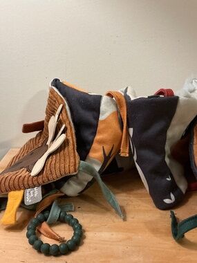 Little Big Friends Expandable Cloth Fabric busy activity book